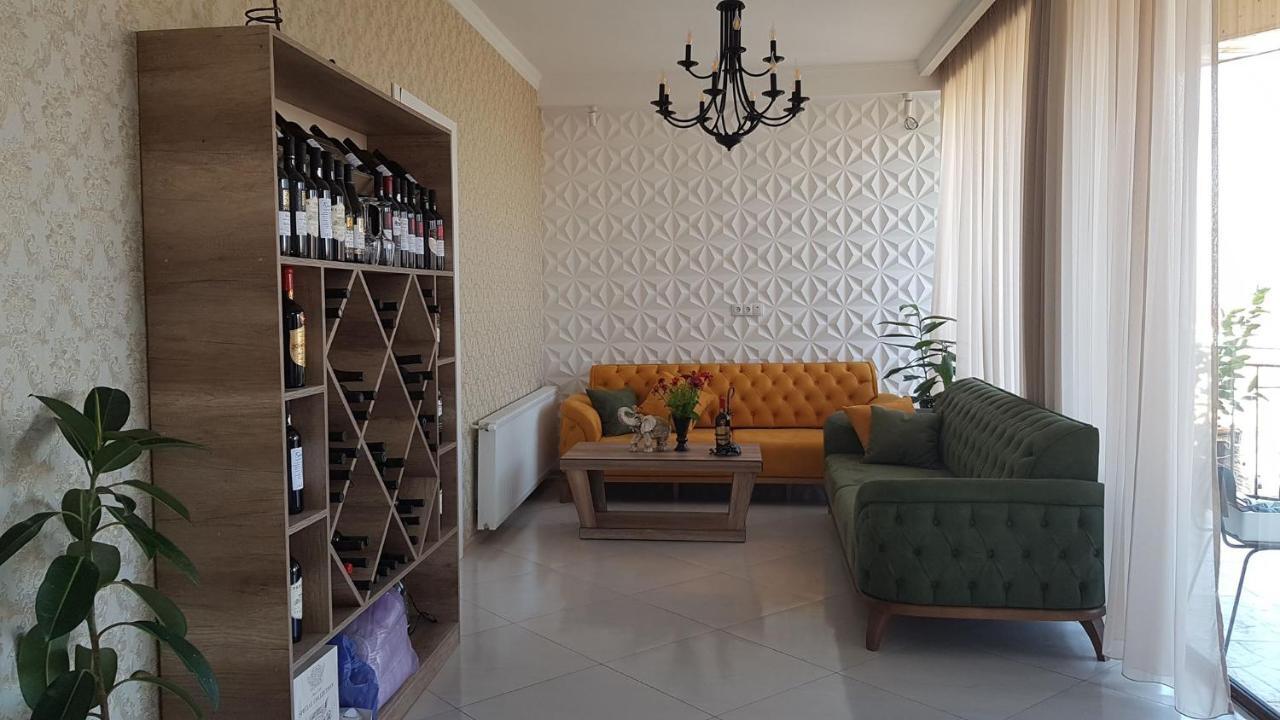 Hotel Traveler Sighnaghi Exterior photo